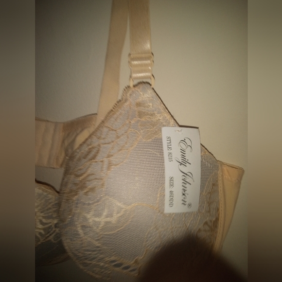 COPY - Emily Johnson style 8215 46DDD - Picture 7 of 8